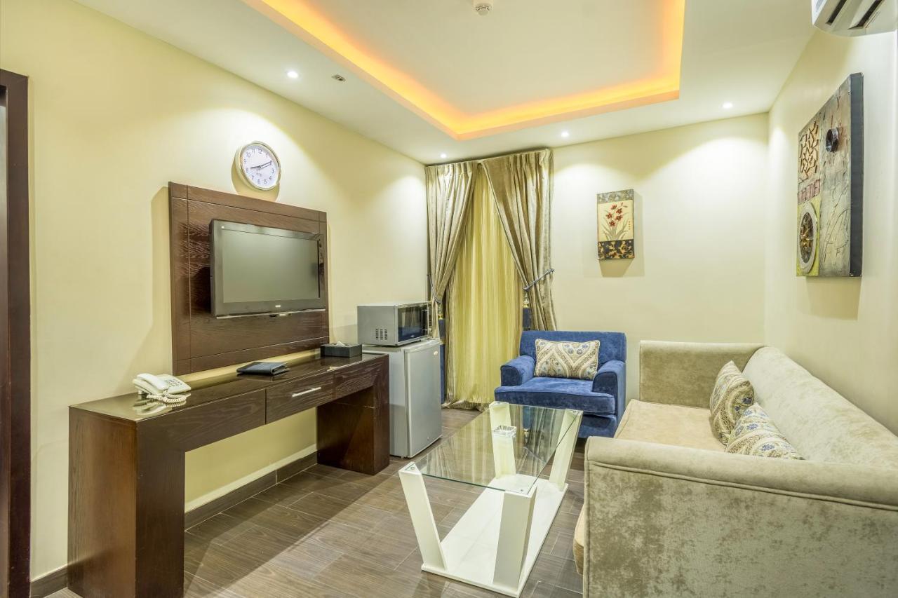 Al Muhaidb Al Malaz - Al Farazdaq Road Riyadh Exterior photo